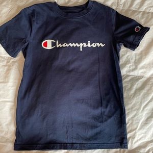Champion short sleeve shirt EUC